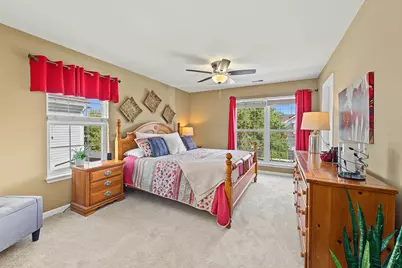 2410 Georgetown Circle, Aurora, IL 60503 - Photo 13