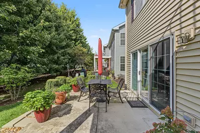 2410 Georgetown Circle, Aurora, IL 60503 - Photo 29