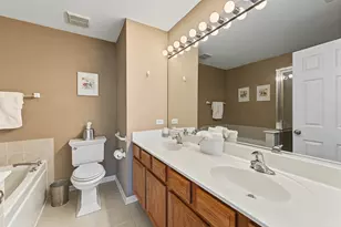 2410 Georgetown Cir, Aurora, IL 60503 - Photo 15