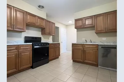 180 E Northwest Highway #A, Des Plaines, IL 60016 - Photo 5