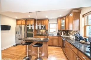 641 8th Ave, La Grange, IL 60525 - Photo 7