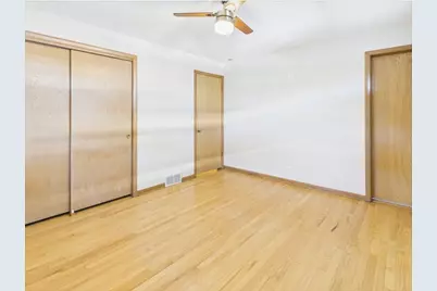 1507 Oakton Street, Park Ridge, IL 60068 - Photo 17