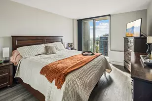 4170 N Marine Dr, Chicago, IL 60613 - Photo 13