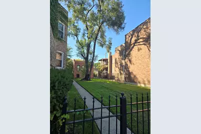 7204 S Rhodes Avenue, Chicago, IL 60619 - Photo 1