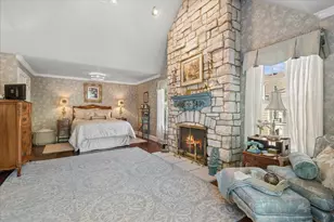 735 Hawthorne Ln, Geneva, IL 60134 - Photo 19
