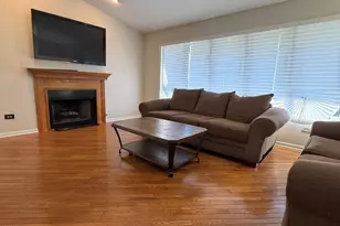 2304 Olde Mill Rd, Plainfield, IL 60586 - Photo 7