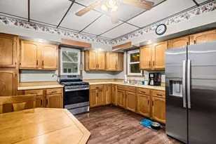 214 N Jackson Ave, Polo, IL 61064 - Photo 9