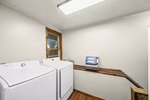 214 N Jackson Ave, Polo, IL 61064 - Photo 13