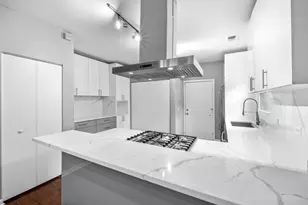 1801 W Diversey Pkwy, Chicago, IL 60614 - Photo 11