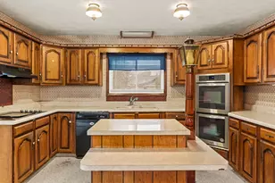 1315 Albany St, Erie, IL 61250 - Photo 3