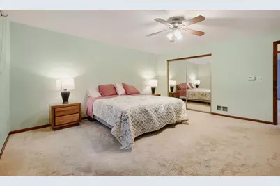 829 N Howard Avenue, Elmhurst, IL 60126 - Photo 7