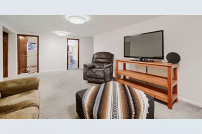829 N Howard Avenue, Elmhurst, IL 60126 - Photo 15