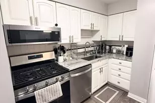 5506 Lincoln Ave, Morton Grove, IL 60053 - Photo 13