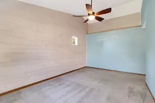 900 Scottsdale Dr, Hampshire, IL 60140 - Photo 19
