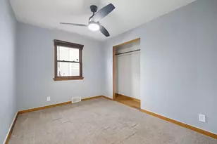 1104 N Prairie Ave, Joliet, IL 60435 - Photo 9