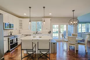 7 Tournament Dr S, Hawthorn Woods, IL 60047 - Photo 5