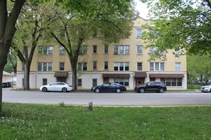 432 Harrison St, Oak Park, IL 60304 - Photo 1