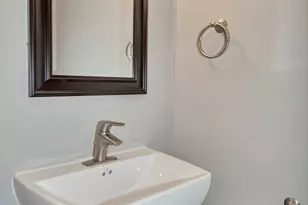 8600 169th St, Orland Park, IL 60462 - Photo 13