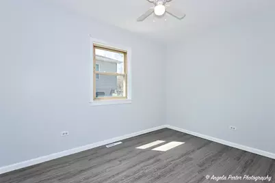 1811 Hazelwood Drive, Lindenhurst, IL 60046 - Photo 15