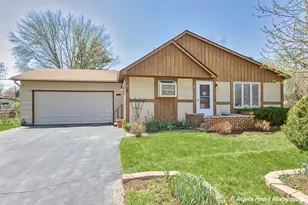 1811 Hazelwood Dr, Lindenhurst, IL 60046 - Photo 27