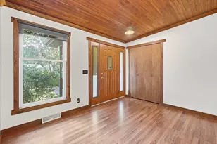 35630 Linden Ln, Custer Park, IL 60481 - Photo 5