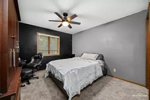 1879 Fays Ln, Sugar Grove, IL 60554 - Photo 13