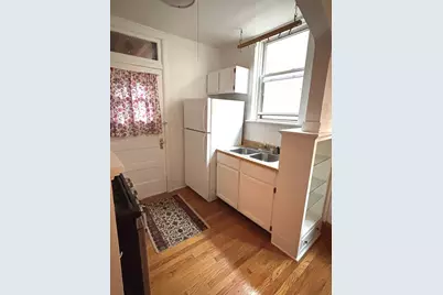 6759 N Artesian Avenue #2G, Chicago, IL 60645 - Photo 5