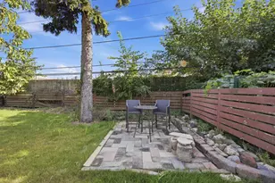 33 Cranbrook Dr, Des Plaines, IL 60016 - Photo 15