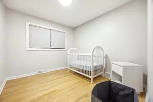 33 Cranbrook Dr, Des Plaines, IL 60016 - Photo 7