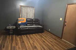 505 S Park St, Sheffield, IL 61361 - Photo 7