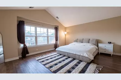 8424 Dawn Lane, Darien, IL 60561 - Photo 15