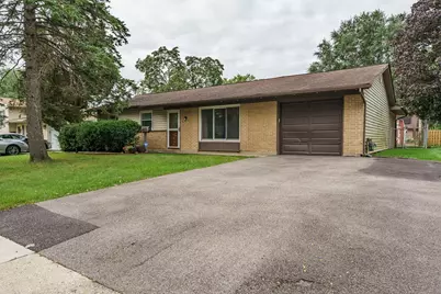 7870 Asbury Circle, Hanover Park, IL 60133 - Photo 23