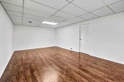 216 Pinewood Lane, Bloomingdale, IL 60108 - Photo 15