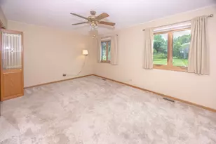 2741 Harbor Dr, Joliet, IL 60431 - Photo 29