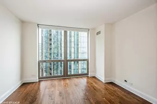 195 N Harbor Dr, Chicago, IL 60601 - Photo 9