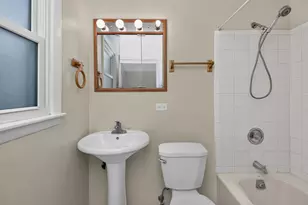 7714 Brookhaven Ave, Darien, IL 60561 - Photo 11