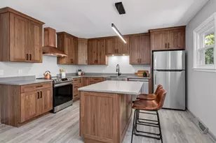 7714 Brookhaven Ave, Darien, IL 60561 - Photo 5