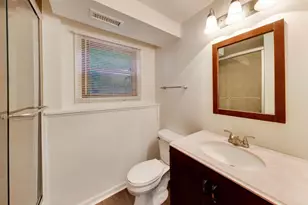 1411 E Wilson Ave, Wheaton, IL 60189 - Photo 11