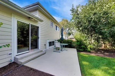 1411 E Wilson Avenue, Wheaton, IL 60189 - Photo 29