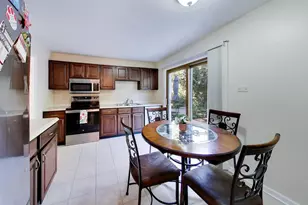 1411 E Wilson Ave, Wheaton, IL 60189 - Photo 7