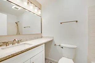 4170 Ludington Ct, Hoffman Estates, IL 60192 - Photo 19