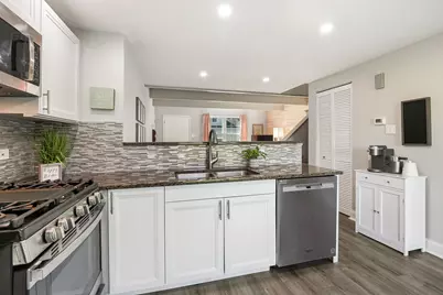 2024 Countryside Lane, Round Lake Beach, IL 60073 - Photo 9