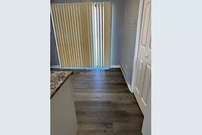 190 S Waters Edge Drive #302, Glendale Heights, IL 60139 - Photo 5