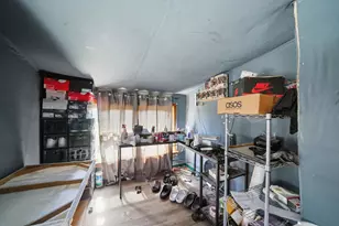 7025 W 73rd Pl, Chicago, IL 60638 - Photo 17