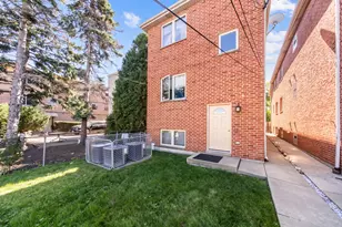 5630 W Goodman St, Chicago, IL 60630 - Photo 25
