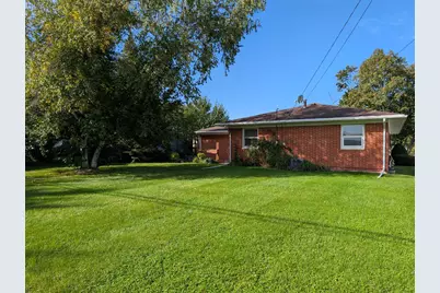1364 Empire Court, Freeport, IL 61032 - Photo 23