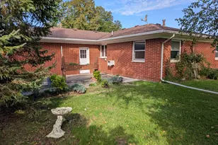 1364 Empire Ct, Freeport, IL 61032 - Photo 21