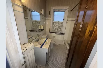8119 S Wolcott Avenue, Chicago, IL 60620 - Photo 11
