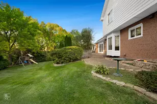 154 Saddle Brook Dr, Oak Brook, IL 60523 - Photo 53