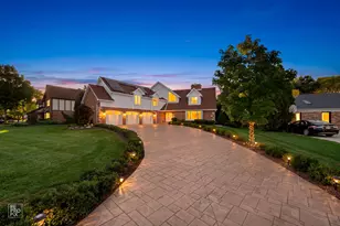 154 Saddle Brook Dr, Oak Brook, IL 60523 - Photo 1